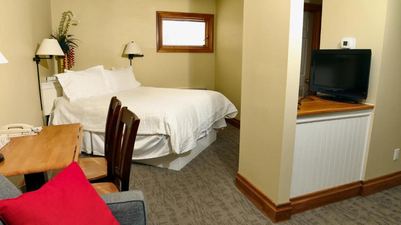Kettle Creek Inn Port Stanley Exteriér fotografie