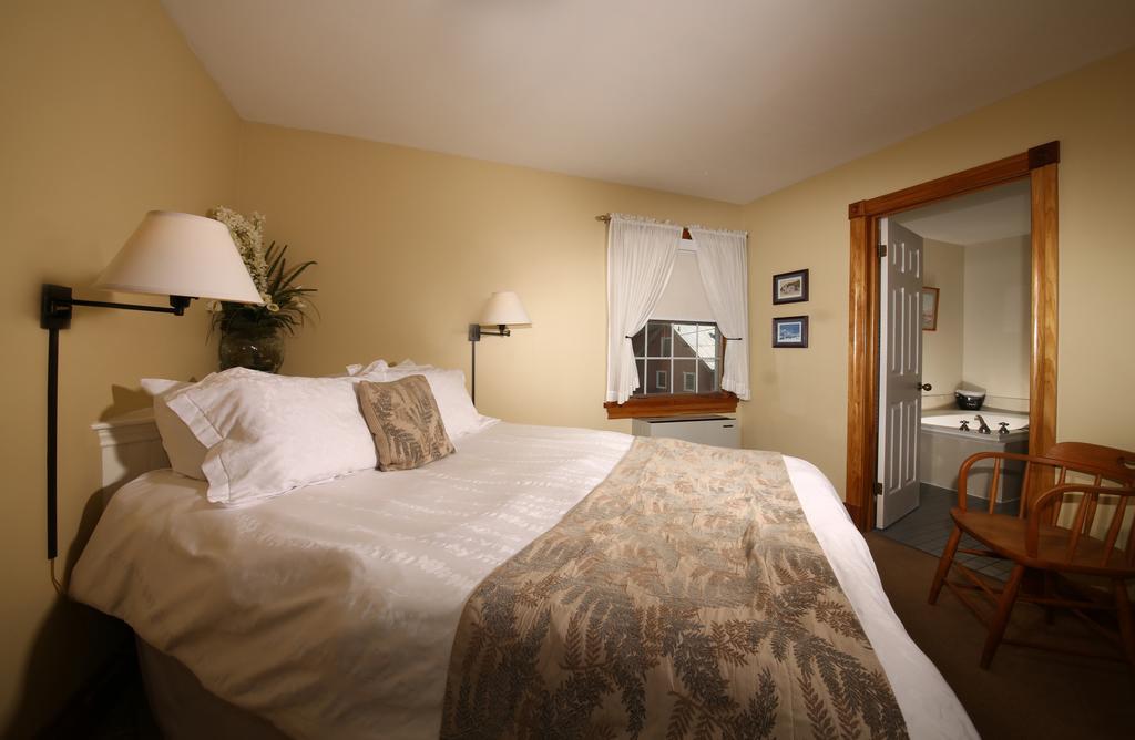 Kettle Creek Inn Port Stanley Exteriér fotografie